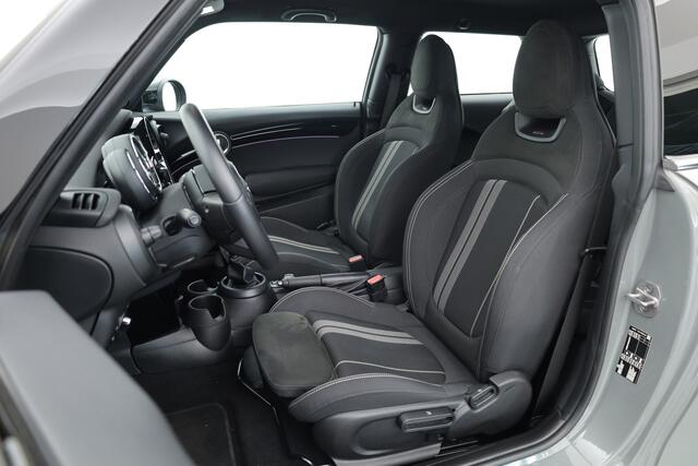 Mini John Cooper Works Mini 1.5 Cooper Pack | Harman Kardon | Apple CarPlay | Cruise | 17'' | All Seasons