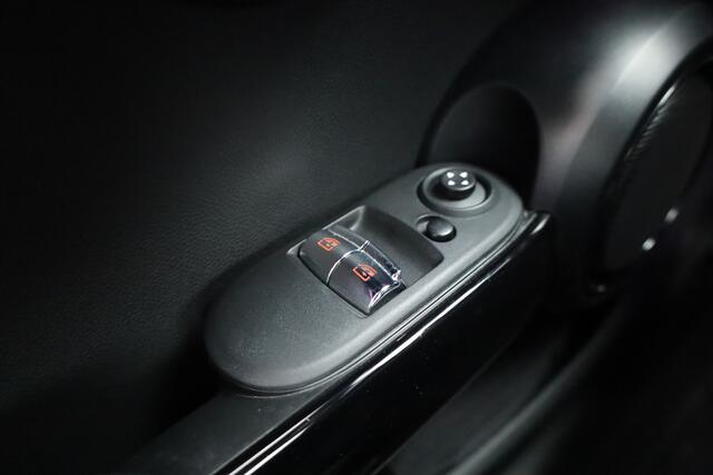 Mini John Cooper Works Mini 1.5 Cooper Pack | Harman Kardon | Apple CarPlay | Cruise | 17'' | All Seasons