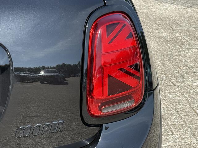 Mini John Cooper Works Mini 1.5 | Dalston Edition | JCW uitvoering | JCW Sportstoel. | Comfort Access.