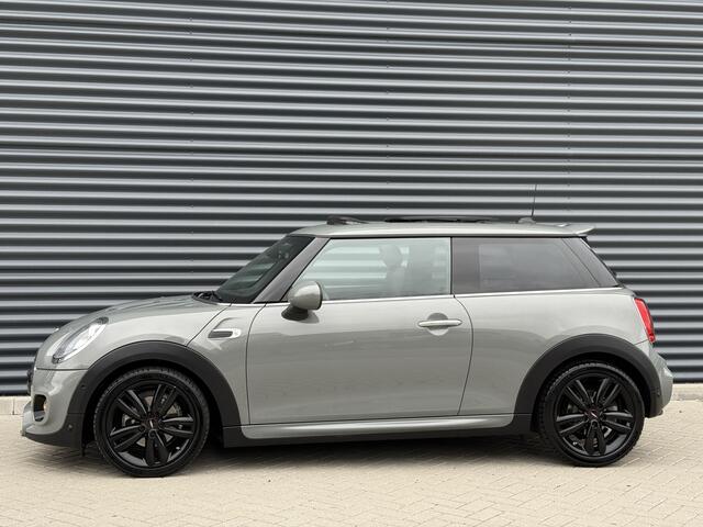 Mini John Cooper Works Mini 1.5 One JCW Pano/Automaat/Navi