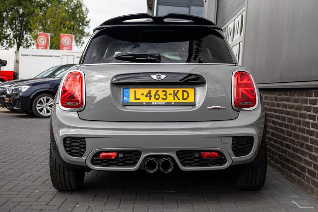 Mini John Cooper Works 2.0 232 pk Chili / Head-Up/ Harman&Kardon/ Led-Koplamp/ Sport-Stoelen/ Park.Sens/ Sport-Uitlaat/ Climate/ Cruise-Controle/ 18'' LMV