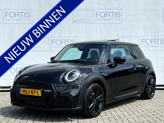 Mini John Cooper Works Mini 1.5 Cooper PANO | STUURWIEL VERW | STOELVERW | KEYLESS | DEALER ONDERH | SFEERVERL |