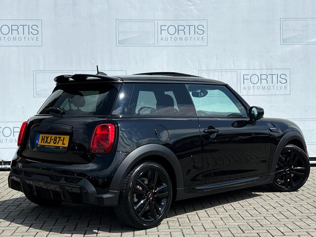 Mini John Cooper Works Mini 1.5 Cooper PANO | STUURWIEL VERW | STOELVERW | KEYLESS | DEALER ONDERH | SFEERVERL |