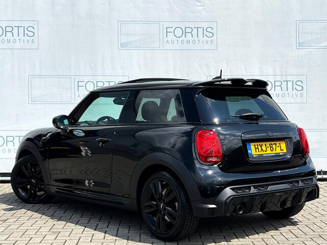 Mini John Cooper Works Mini 1.5 Cooper PANO | STUURWIEL VERW | STOELVERW | KEYLESS | DEALER ONDERH | SFEERVERL |