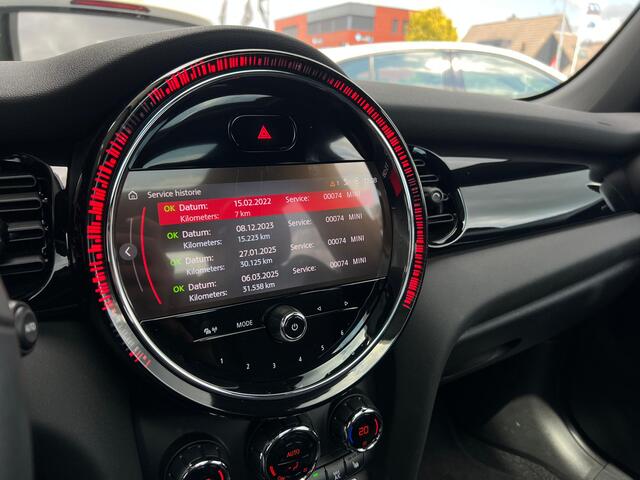 Mini John Cooper Works Mini 1.5 Cooper PANO | STUURWIEL VERW | STOELVERW | KEYLESS | DEALER ONDERH | SFEERVERL |