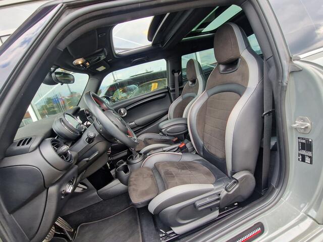Mini John Cooper Works Mini 1.5 JCW Panorama Navi Cruise LED