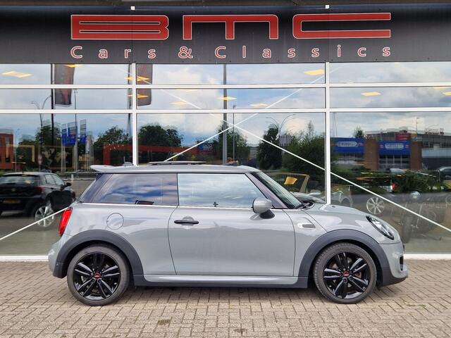 Mini John Cooper Works Mini 1.5 JCW Panorama Navi Cruise LED