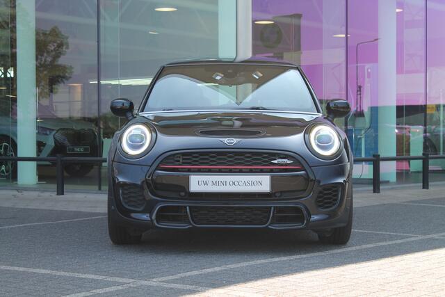 Mini John Cooper Works Hatchback Chili Automaat / Panoramadak / Achteruitrijcamera / Adaptieve LED / Active Cruise Control / Comfort Access / Head-Up / Adaptief onderstel