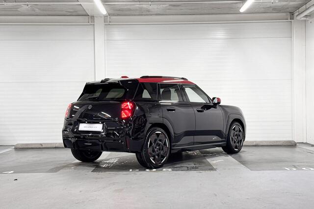 Mini John Cooper Works Aceman JCW | John Cooper Works Uitvoering | Pakket XL | 19" JCW Strive Spoke 2-tone