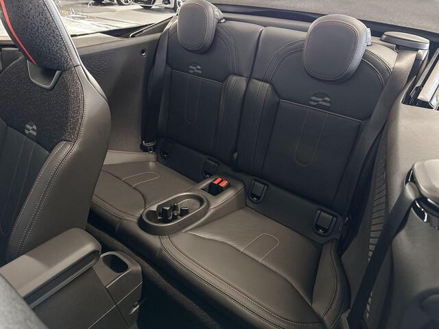 Mini John Cooper Works Cabrio 2.0 JCW XL