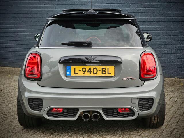 Mini John Cooper Works Mini 2.0 COOPER Chili / ADAPT. CRUISE / PANO / HUD / LEDER / STOELVERW.