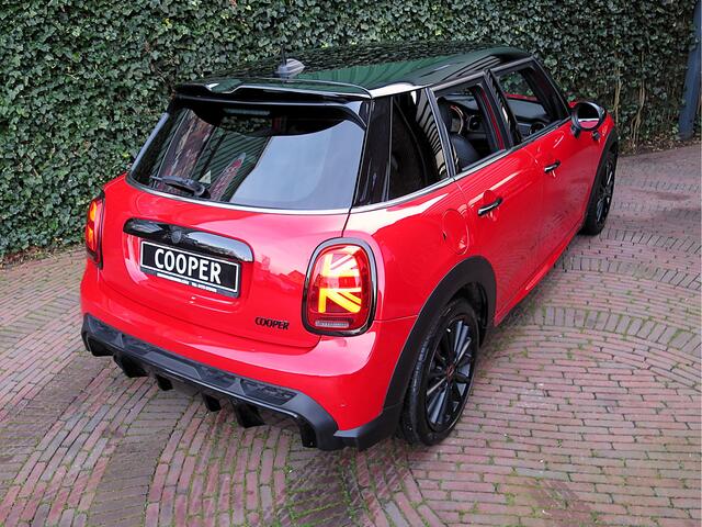Mini John Cooper Works 1.5 Cooper F55 LCI2 aut. BTW-auto, Apple, HK, stuurverw, LED, 17"