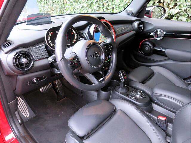 Mini John Cooper Works 1.5 Cooper F55 LCI2 aut. BTW-auto, Apple, HK, stuurverw, LED, 17"