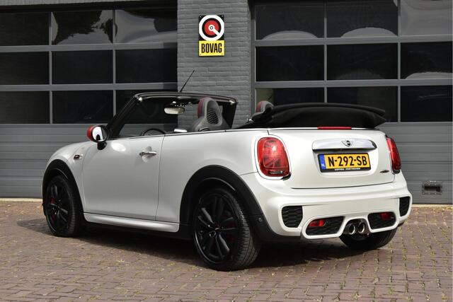 Mini John Cooper Works Cabrio Mini 2.0 Chili