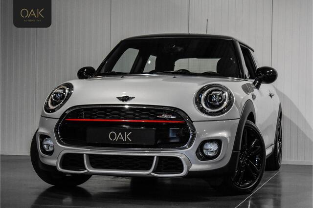 Mini John Cooper Works Mini 1.5 | JCW-Trim | Navigatie | Half Leder | LED | PDC | 17"LM | NL Auto | White Silver