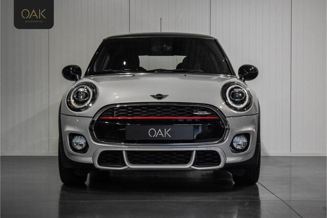 Mini John Cooper Works Mini 1.5 | JCW-Trim | Navigatie | Half Leder | LED | PDC | 17"LM | NL Auto | White Silver