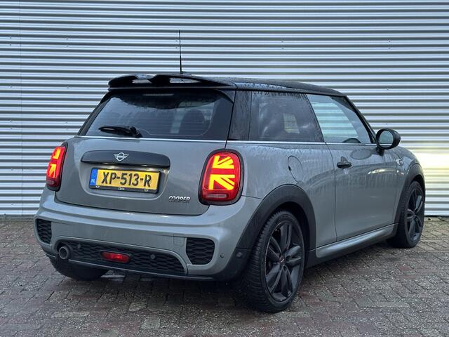 Mini John Cooper Works Mini 1.5 Cooper | Nieuw Binnen | Navigatie | LED | JCW | APK 22-02-2027 |