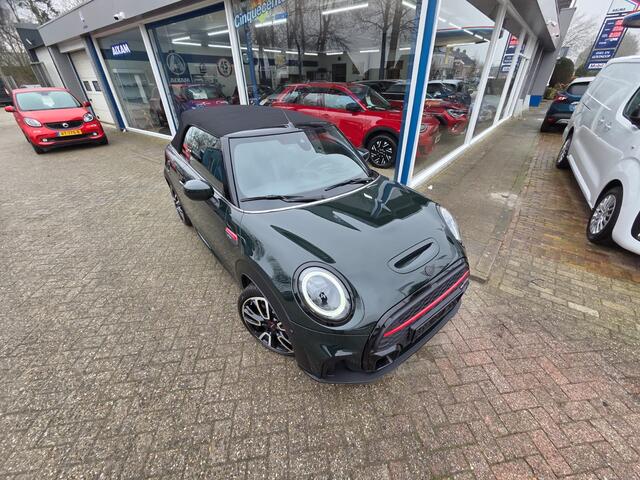 Mini John Cooper Works Mini Cabrio 2.0 JCW Pack