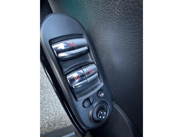 Mini John Cooper Works Mini Cabrio 2.0 S 192Pk JCW AUTOMAAT XENON UNION JACK NAVI ECC 96000KM!!!