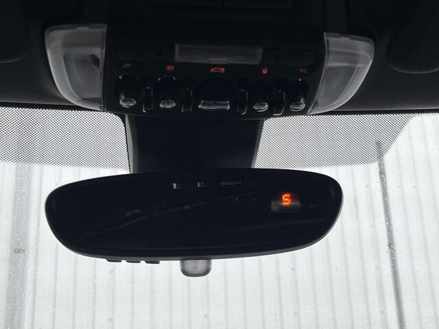 Mini John Cooper Works Mini Cabrio 2.0 Chili | Navi/Adapt.Cruise/Clima/Camera/Stoelverwarming/18"/Harman Kardon/Windscherm/Apple CarPlay-Android Auto