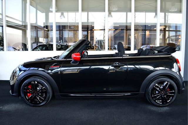 Mini John Cooper Works Cabrio 2.0 JCW Pack | Full Options !!