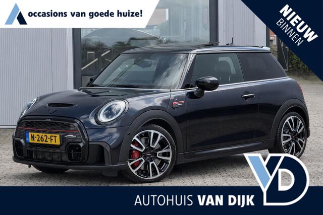 Mini John Cooper Works Mini 2.0 Essential | NL-Auto/Leder/Pano-schuifdak/Camera/