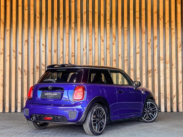 Mini John Cooper Works 136PK Automaat Cooper | HARMAN KARDON | MINI CONNECTED XL | LED KOPLAMPEN | KEYLESS |