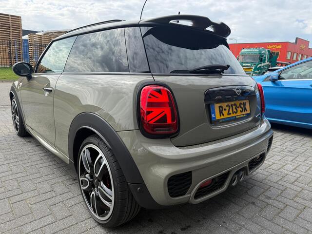 Mini John Cooper Works Mini 2.0 Chili | 1E EIGENAAR | 12MND GARANTIE | 230PK | PANO | ACC | CARPLAY | LED | HEAD-UP | NAVI | DAB |