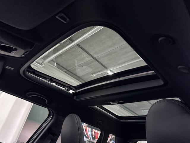 Mini John Cooper Works 5-Deurs S Cooper XL | Stuurwielverwarming | Head-Up Display | Harman/Kardon | Driving Assistant Plus | Stoelverwarming | Panoramadak | Comfort Access