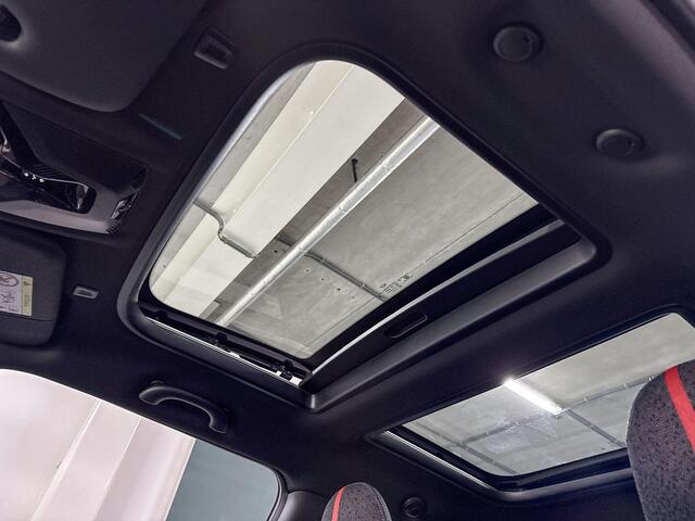 Mini John Cooper Works 3-Deurs XL | Panoramadak | Head-Up Display | Harman/Kardon | Comfort Access | Stuurwielverwarming | Stoelverwarming | Driving Assistant Plus