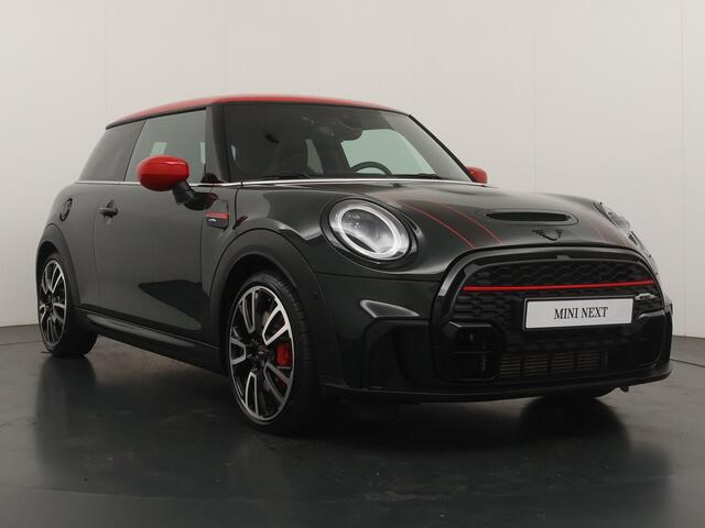 Mini John Cooper Works 3-deurs JCW-Pack | Stoel- en Stuurverwarming | Adaptive Cruise | Harman Kardon | Panoramadak