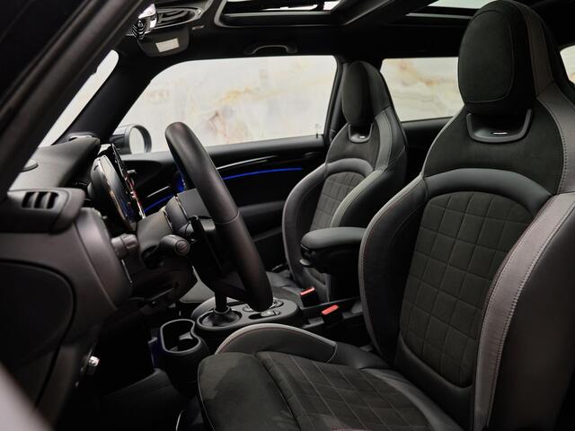 Mini John Cooper Works 2.0 Cooper pano, HUD, H/K, DCC, keyless, ACC, LED, navi+, NP60k