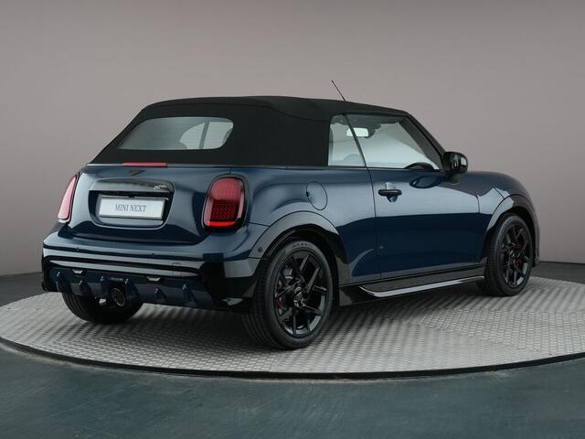 Mini John Cooper Works Cabrio 2.0 JCW XL 231 pk | 360 graden camera | Harman Kardon | Adaptieve cruise control | YUC