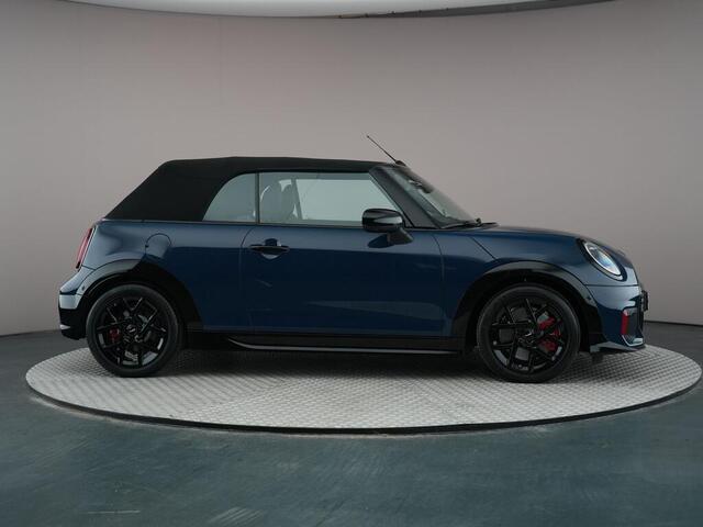 Mini John Cooper Works Cabrio 2.0 JCW XL 231 pk | 360 graden camera | Harman Kardon | Adaptieve cruise control | YUC