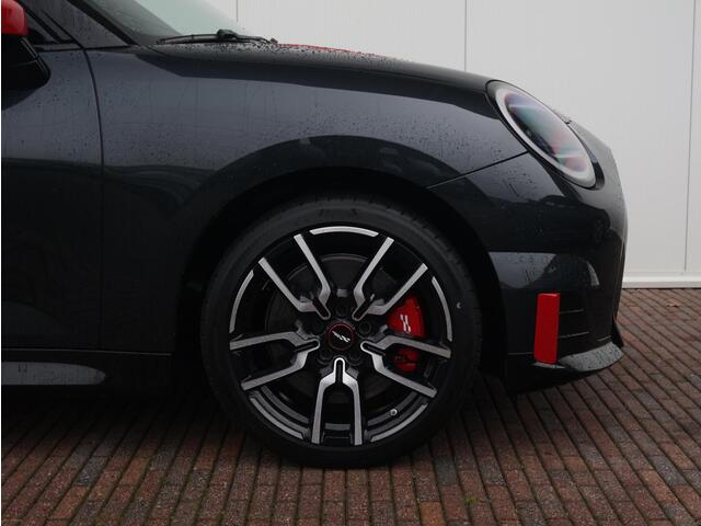 Mini John Cooper Works 3-Deurs JCW XL 54.2 kWh | Comforttoegang | Panoramadak | Elektr. Stoelen | Harman Kardon | Head-Up | Driving Assistant Plus | 18"LM |