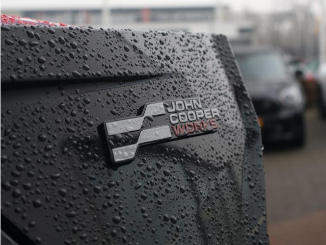 Mini John Cooper Works 3-Deurs JCW XL 54.2 kWh | Comforttoegang | Panoramadak | Elektr. Stoelen | Harman Kardon | Head-Up | Driving Assistant Plus | 18"LM |