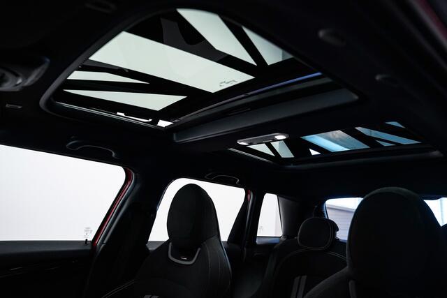 Mini John Cooper Works S 2.0 192 pk JCW|Pano dak|Led|Car play|Sportstoelen