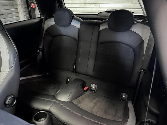 Mini John Cooper Works JCW 2.0 231pk | Full Option | Panodak | H&K | HUD | Black Pack |