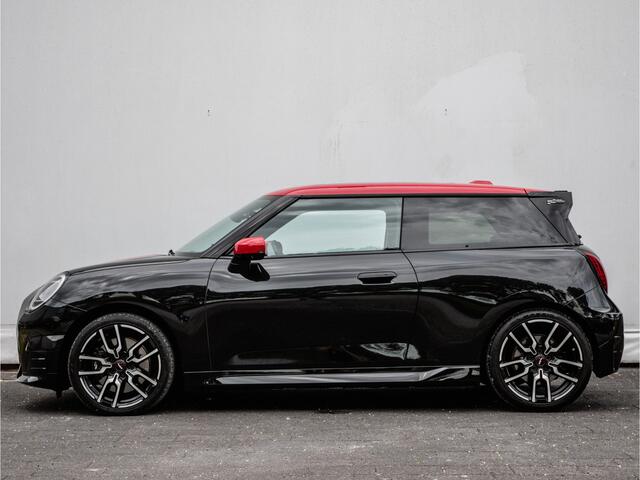 Mini John Cooper Works 3-Deurs E Cooper XL 40.7 kWh Panoramadak/ Head up/ Led/ Stoelmassage/ Harman-Kardon/ Camera/ Stoel-stuurverwarming