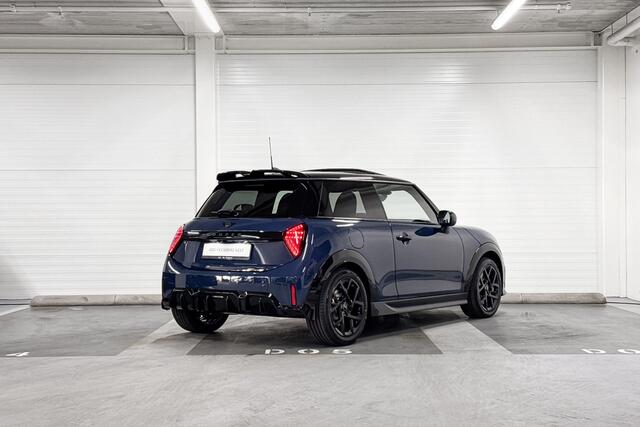 Mini John Cooper Works 5-Deurs S Cooper XL | Stuurwielverwarming | Panoramadak | Harman/Kardon | Head-Up Display |