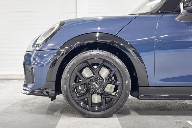 Mini John Cooper Works 3-Deurs C Cooper S | Pakket S | Head-Up Display | Achteruitrijcamera | Stoelverwarming | Panoramadak | Comfort Access