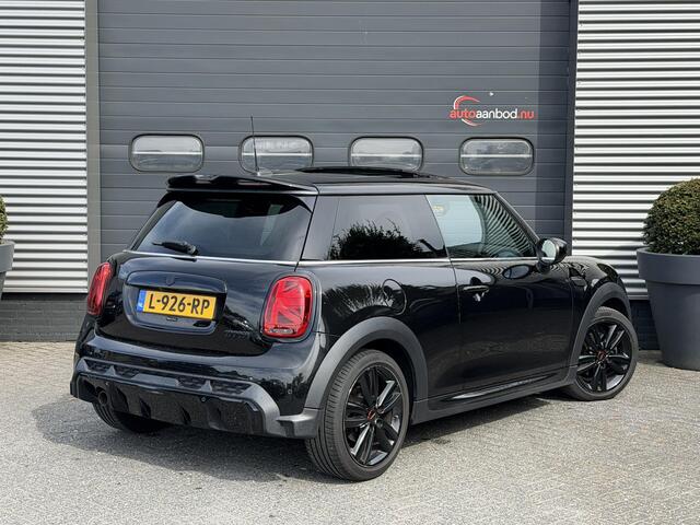 Mini John Cooper Works 3-Deurs 1.5 Cooper | Panoramadak | Camera | Harmon Kardon | DAB |