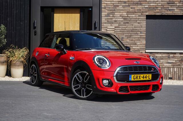Mini John Cooper Works S JCW Cooper 192PK DCT-Automaat 37DKM Schaalstoel