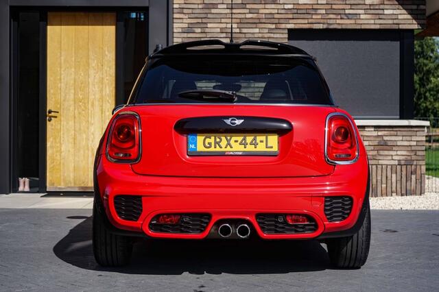 Mini John Cooper Works S JCW Cooper 192PK DCT-Automaat 37DKM Schaalstoel