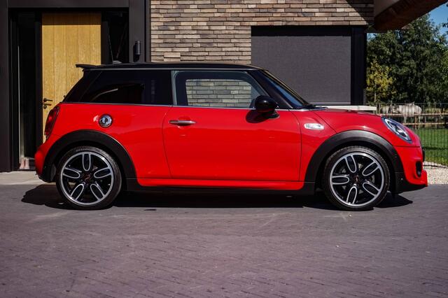Mini John Cooper Works S JCW Cooper 192PK DCT-Automaat 37DKM Schaalstoel