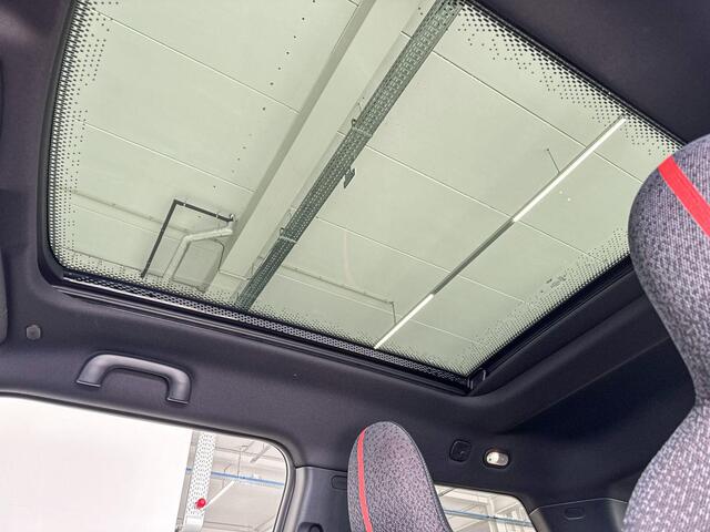 Mini John Cooper Works 3-deurs Cooper E Cooper M 40.7 kWh | 18 Inch JCW Lap Spoke 2-tone