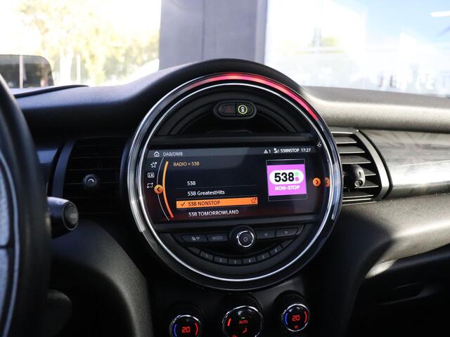 Mini John Cooper Works 3-Deurs 2.0 Chili | PANO-DAK | H&K | CAMERA | HEAD-UP | NAVI | CRUISE | STOELVERW. | APPLE CARPLAY |