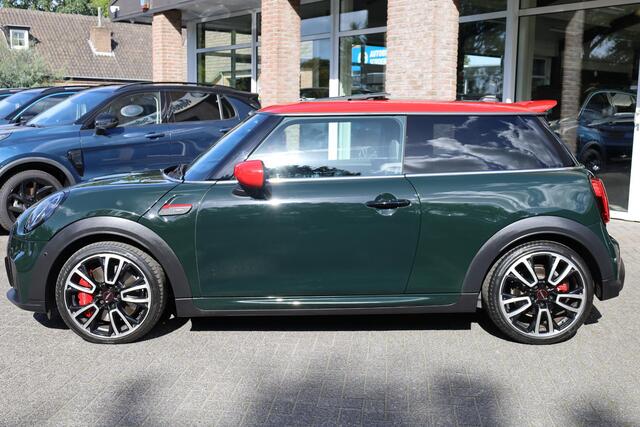 Mini John Cooper Works 3-Deurs 2.0 JCW Pack PANO HARMAN&KARDON CAMERA ADAPTIVE-CRUISE STOELVERW. CARPLAY 2XPDC 18''LMV ENZ.