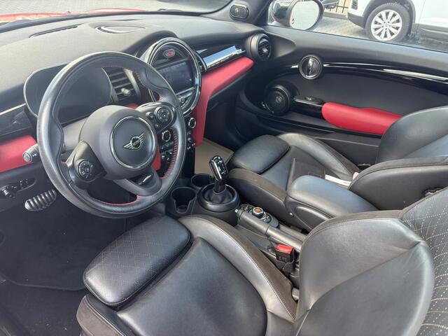 Mini John Cooper Works 3-Deurs 1.5 Cooper Dalston Panoramadak Harman-Kardon Sound Keyless Entry Achteruitrijcamera