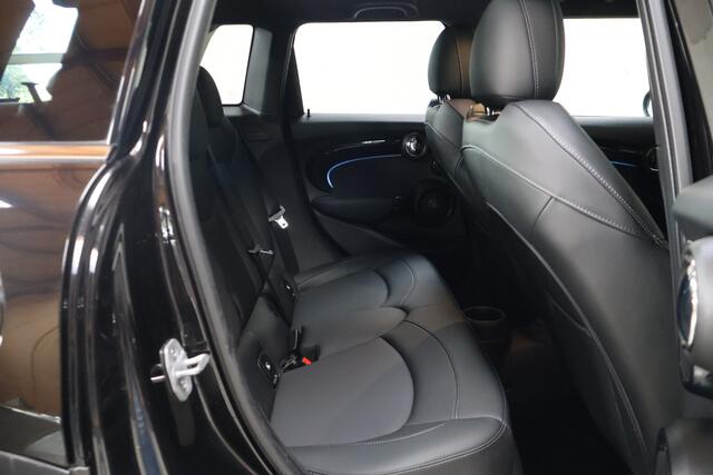 Mini John Cooper Works 5-Deurs 2.0 S JCW | Pano | H&K | ACC | Keyless | Stoel+Stuur verwarmd